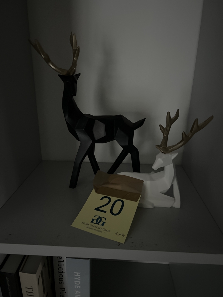 Statuettes cerfs