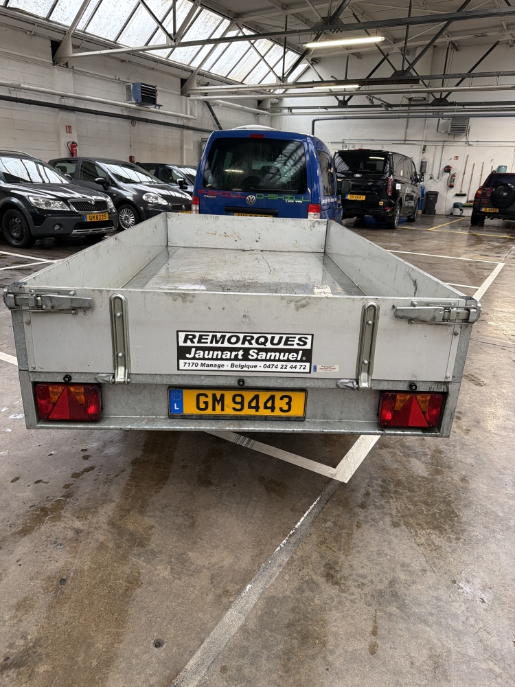 Remorque deux essieux plateau basculant