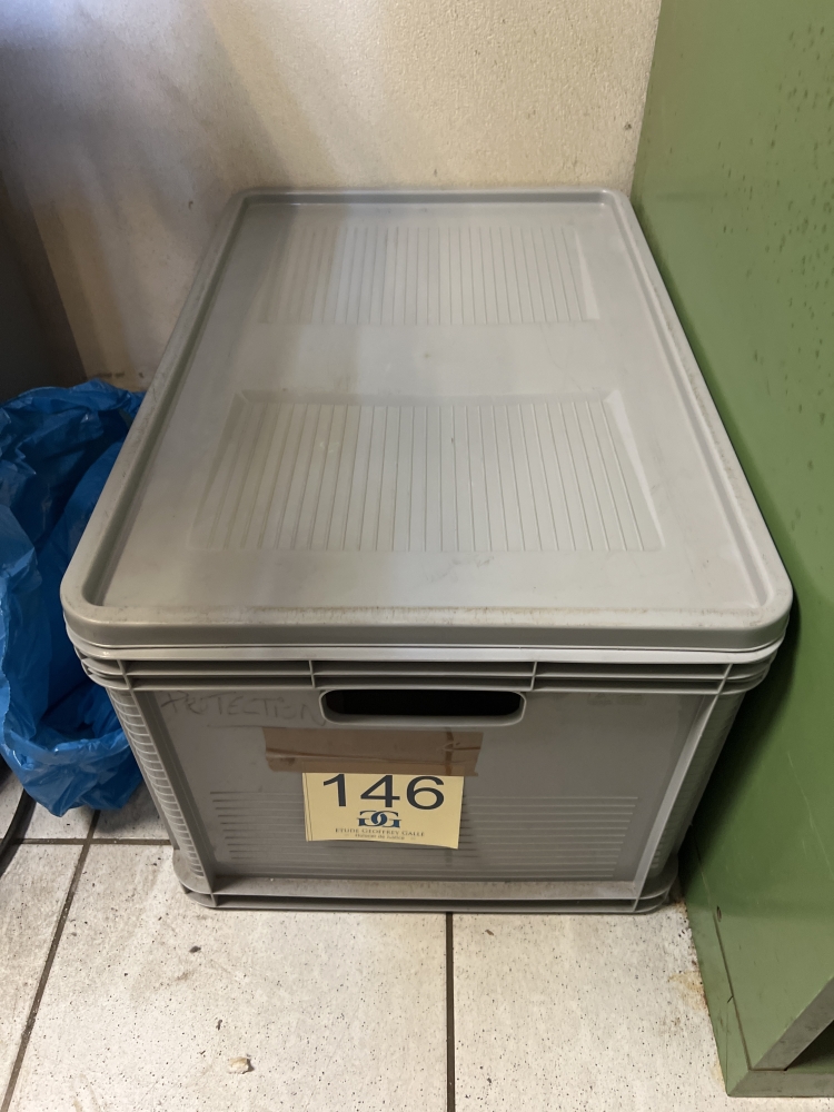 Boîte avec contenu