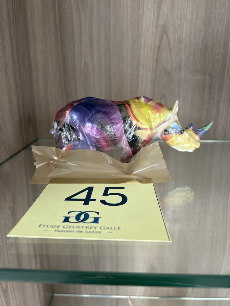 Statuette rhinocéros