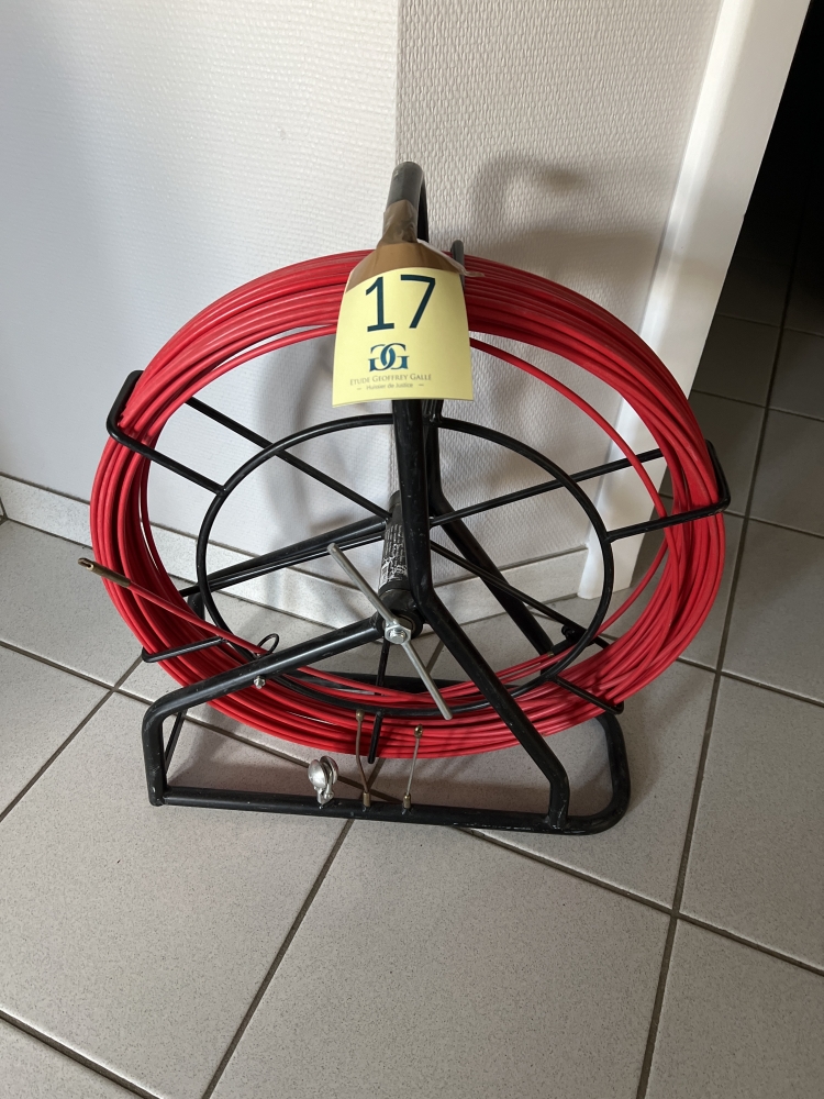 Tire cable
