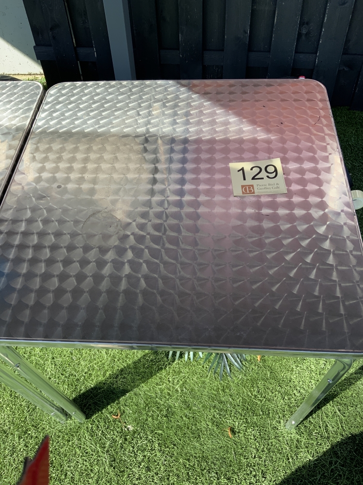 Tables de terrasse