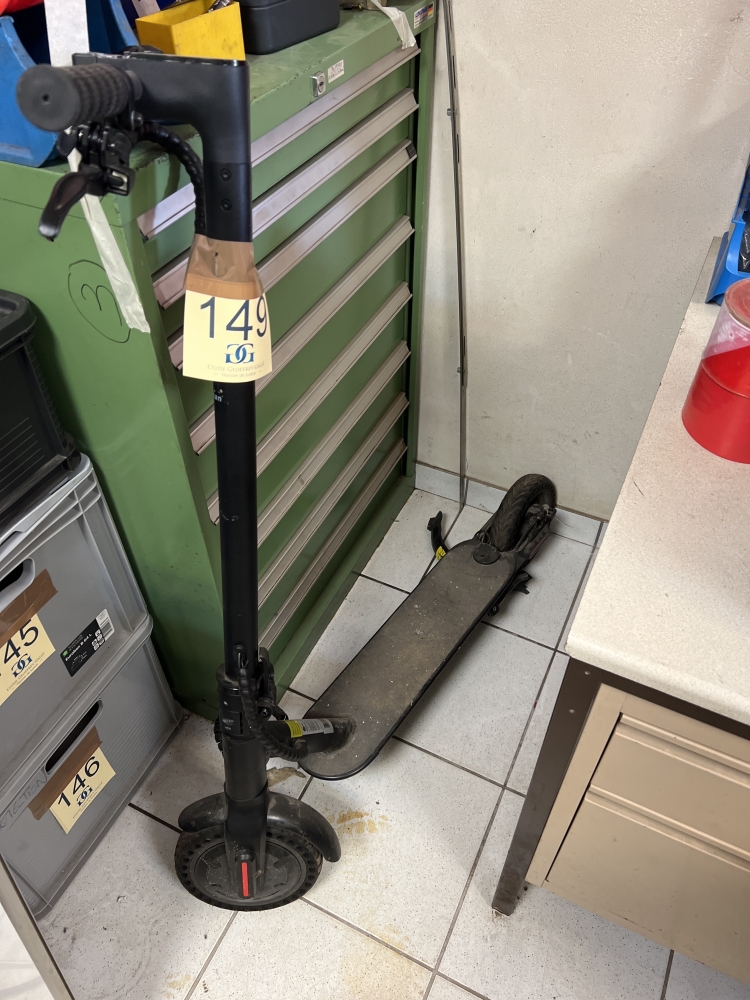 Trottinette électrique sans chargeur