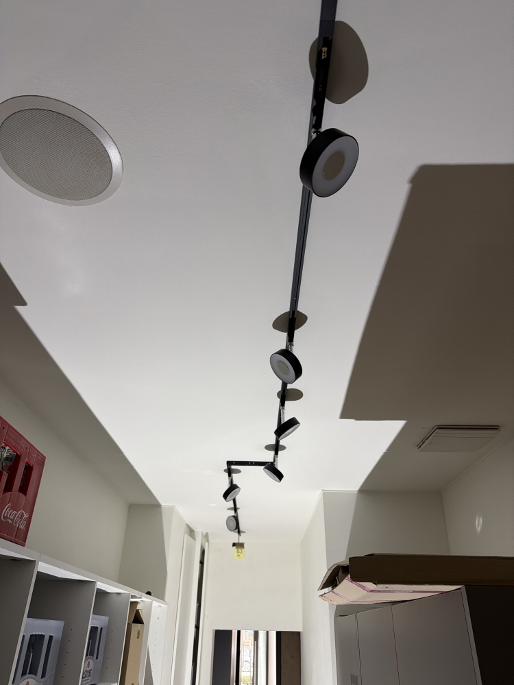 Lampe rail de plafond à 7 spots