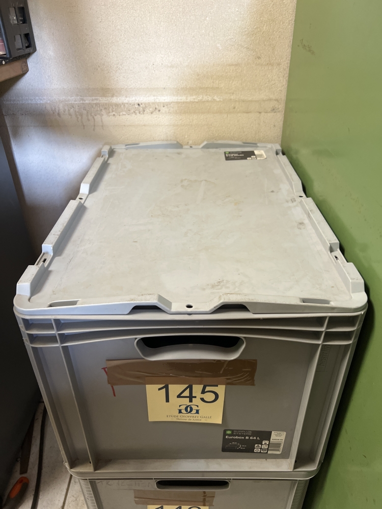 Boîte avec contenu